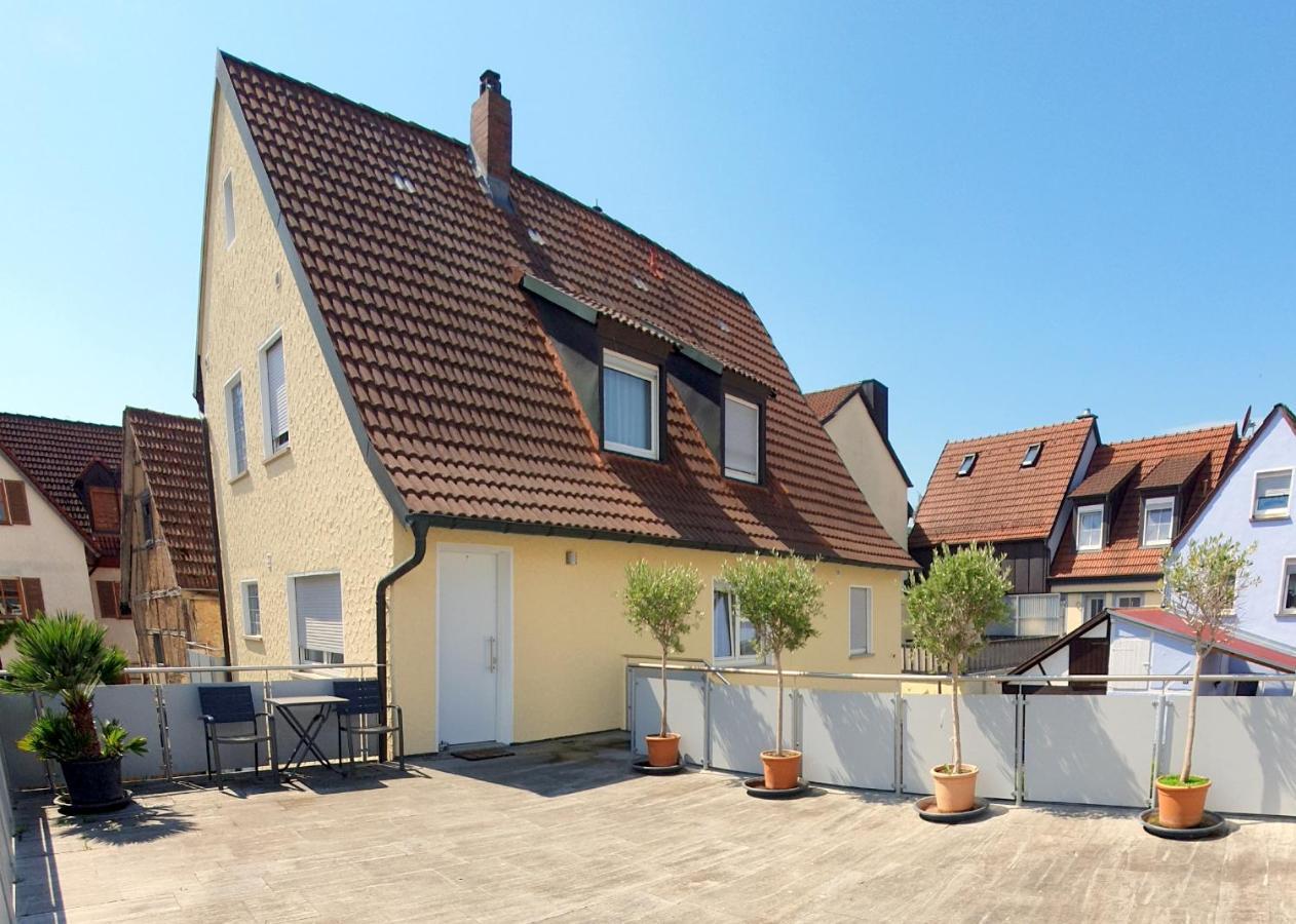Haus Zum Schlosspark Veitshochheim Exterior photo
